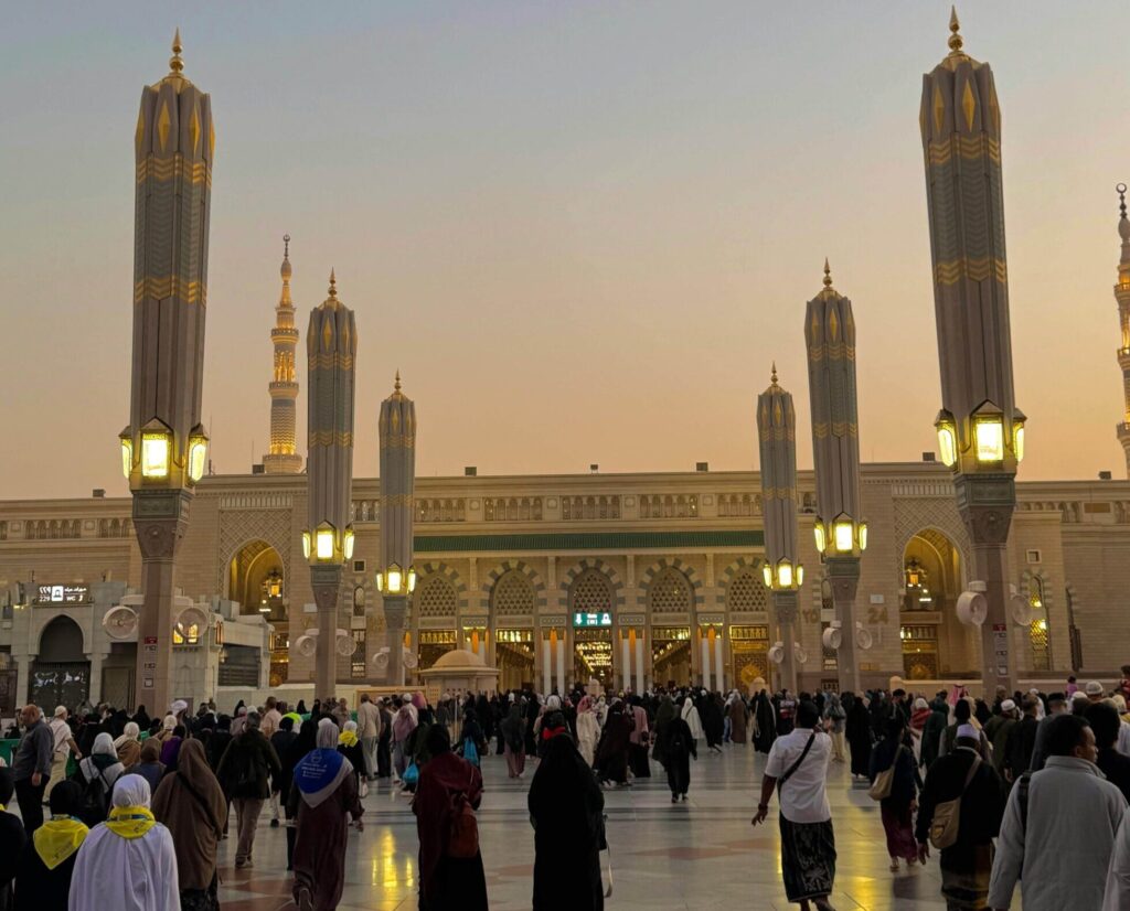 Ziyarat Transport in Madinah: A Simple Guide for Umrah Pilgrims